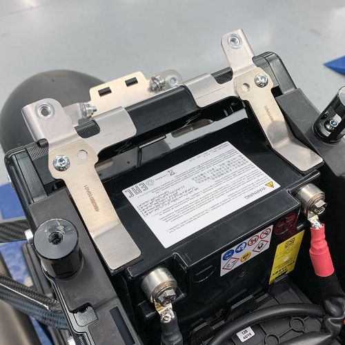 Preview: Alpha Racing Batteriehalter Set für den Racing Heckrahmen