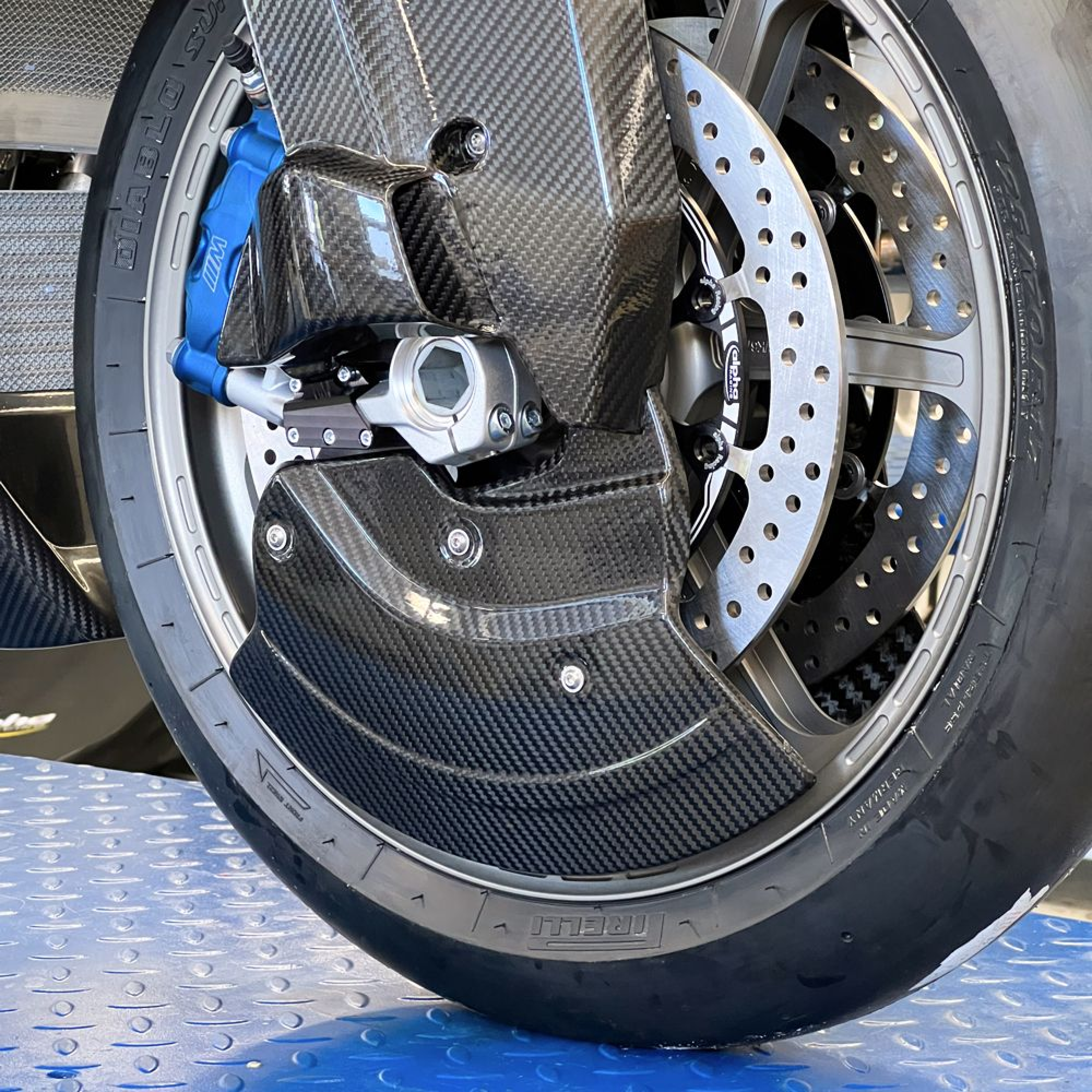 Cabon aero wheel cover set for BMW M & S 1000 RR