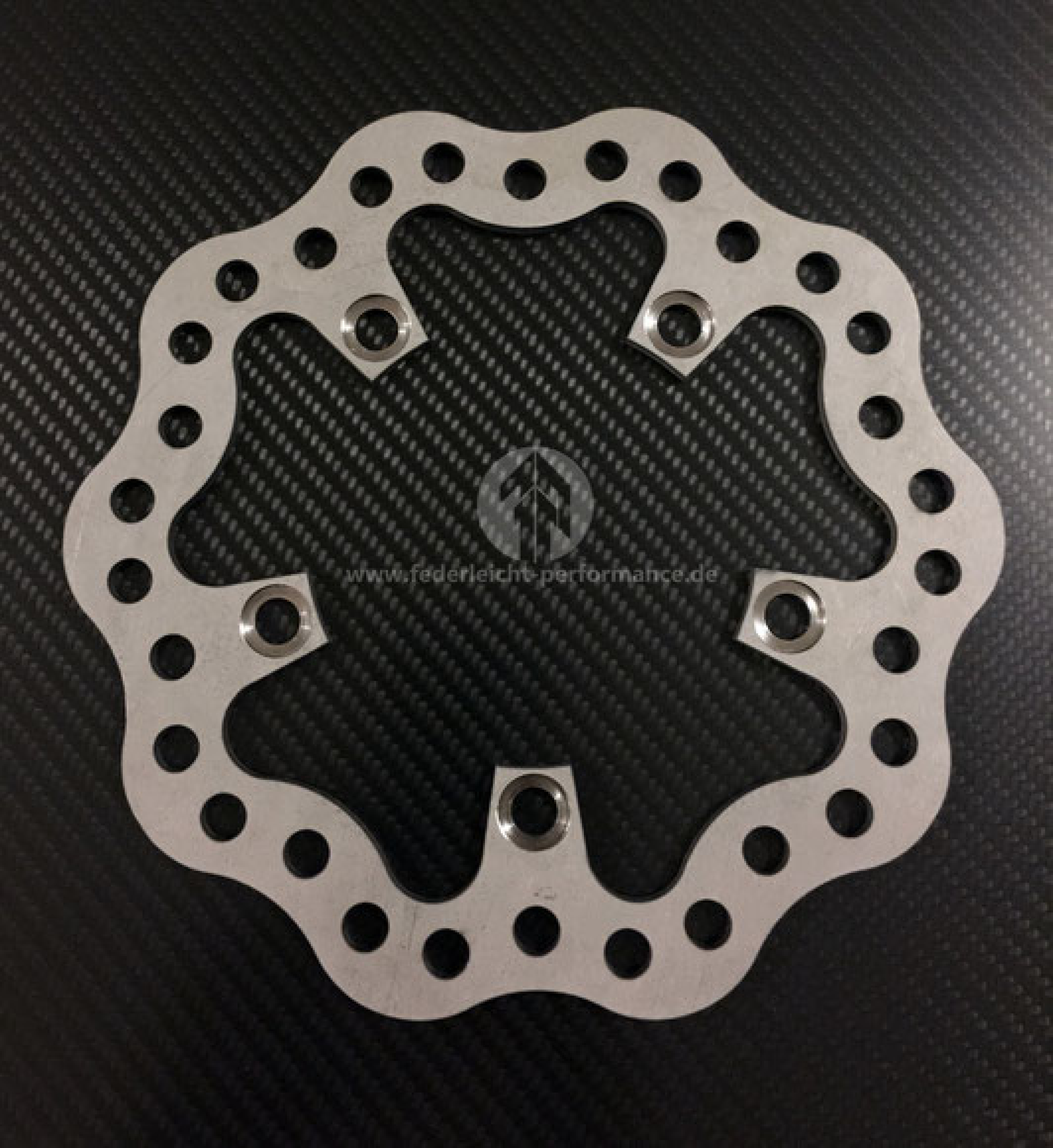 Bremsscheibe hinten aus Titan kompatibel mit Yamaha R1 RN32